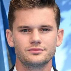 ჯერემი ირვინი | Jeremy Irvine