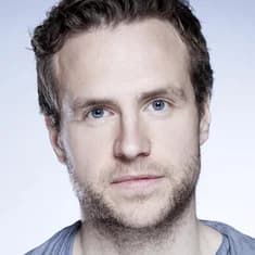 რეიფ სპალი | Rafe Spall