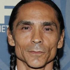 ზან მაკლარნონი | Zahn McClarnon