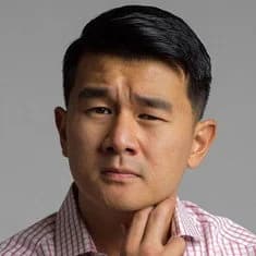 რონი ჩიენგი | Ronny Chieng