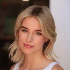 ელი ჩაპმანი | Elle Chapman