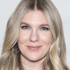 ლილი რეიბი | Lily Rabe