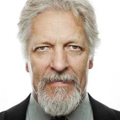 კლენსი ბრაუნი | Clancy Brown